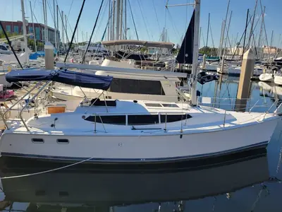 2013 Hunter 33