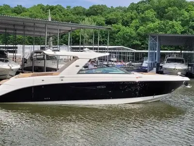 2019 Sea Ray SLX 400