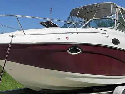 2006 Rinker 250 EXPRESS CRUISER
