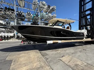 2021 Scout 330 LXF