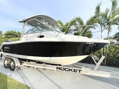 2014 Robalo R265