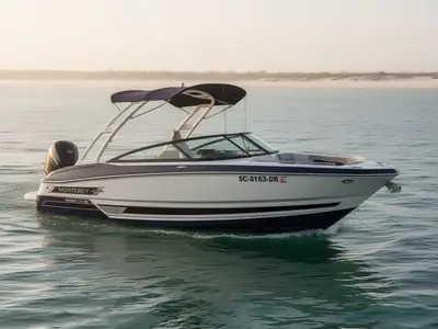 2021 Monterey 235 SS