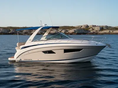 2018 Regal 33 Express