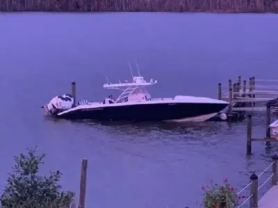 2019 Midnight Express 39S Cuddy