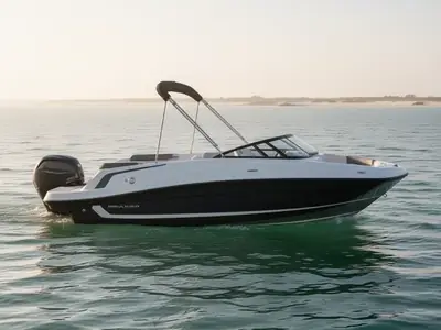2021 Bayliner VR5 Bowrider