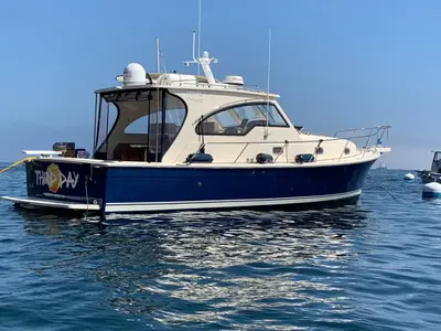 2005 Mainship Motor 34 PILOT SEDAN