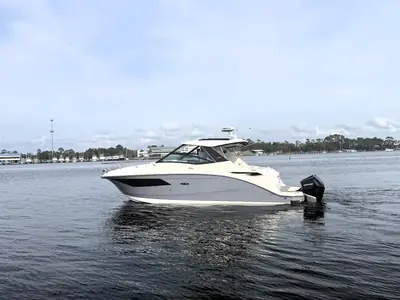 2023 Sea Ray Sundancer 320