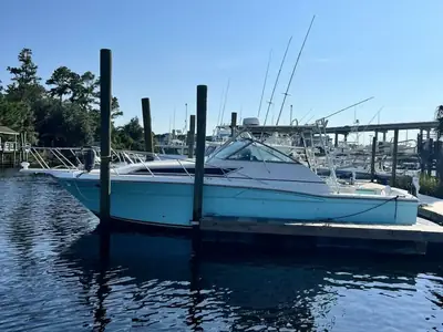 1989 Wellcraft Corp COASTAL 3300