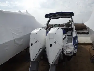 2021 Monterey 305 SS