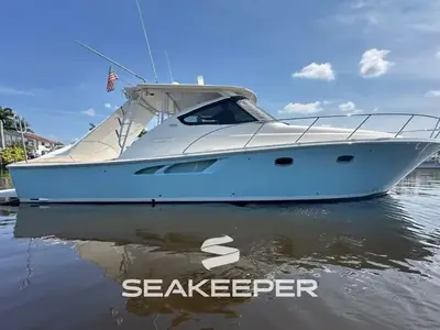 Tiara 4300 Open