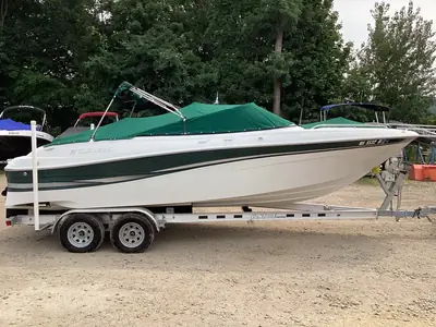 2003 Four Winns 240 HORIZON