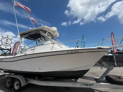 2000 Grady White 265 EXPRESS