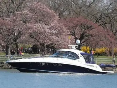 2004 Sea Ray 420 SUNDANCER