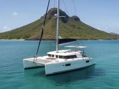 2009 Lagoon 440