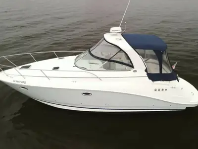 Rinker Express Cruiser
