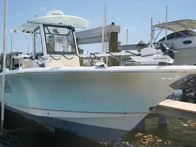 Sea Hunt Ultra 275 SE