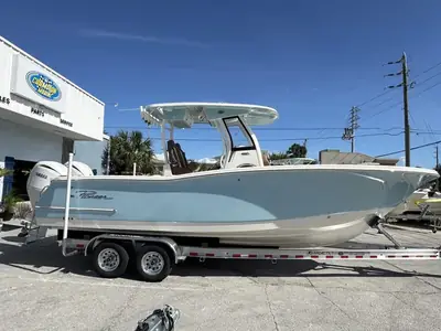 Pioneer 270 PELAGIC