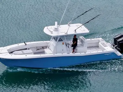2021 Invincible 33 Open Fisherman