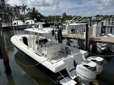 2008 Intrepid 377 Walkaround