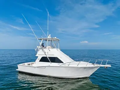 2005 Cabo 35 FLYBRIDGE