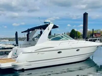 2000 Cruisers 3772 EXPRESS