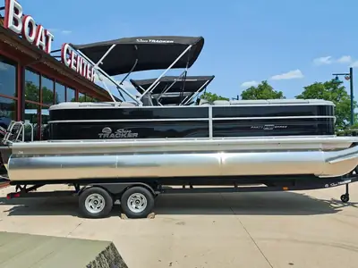 2026 Sun Tracker PARTY BARGE 24 XP3
