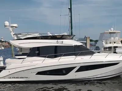 Regal 42 Fly
