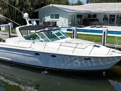 1998 Tiara 3500 Express