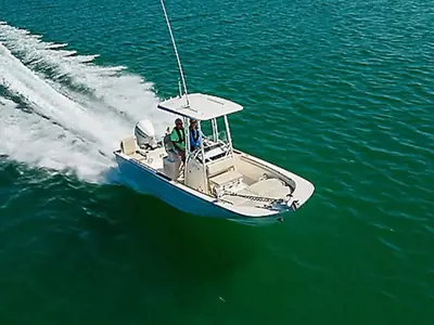 Boston Whaler 210 Montauk