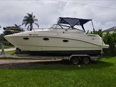 Rinker 280 Express Cruiser