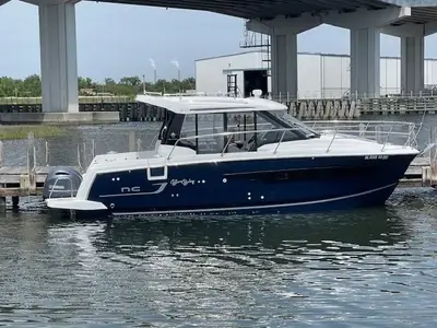 2022 Jeanneau NC 895