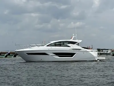 2022 Cruisers 46 CANTIUS