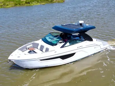2023 Cruisers 34 GLS