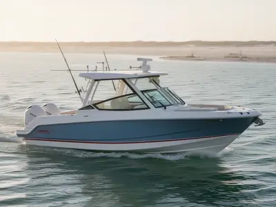 2021 Boston Whaler 280 Vantage
