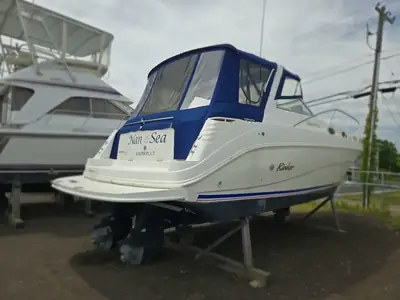 1999 Rinker FIESTA VEE 330