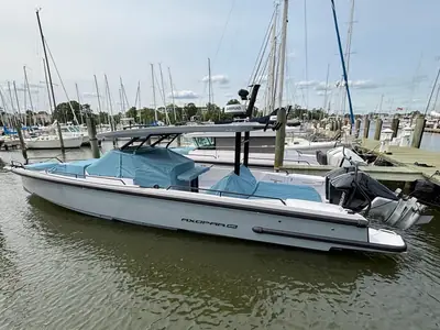 Axopar 37 Sun Top