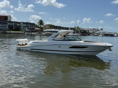 2018 Sea Ray SLX 350
