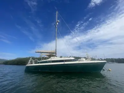 1985  Prout 37 Snowgoose