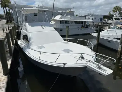 2003 Luhrs Corp 40 CONVERTIBLE