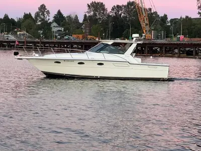1988 Tiara 3300 Open