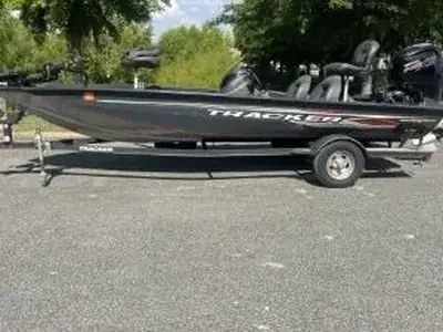 2019 Tracker Pro Team 190 TX