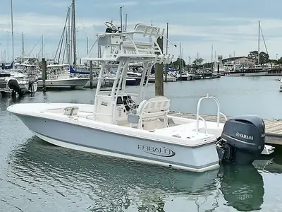 2021 Robalo 246 Cayman