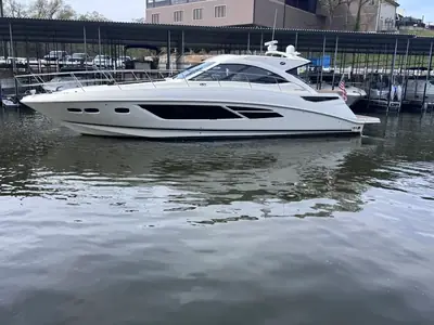 2015 Sea Ray Fly 510