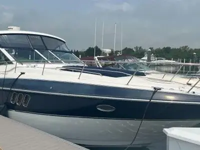2013 Cruisers 380 EXPRESS