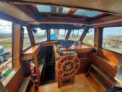 Nauticat 38