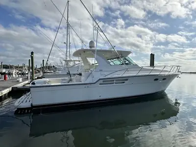 Tiara 4300 OPEN