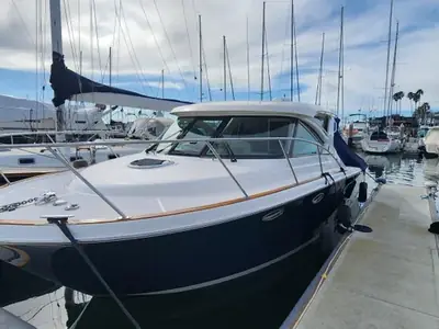 2012 Tiara 3100 Coronet