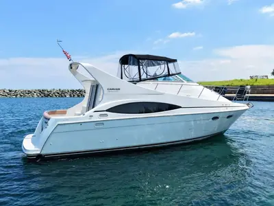 1998 Carver Mariner