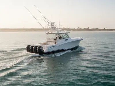 2023 Wellcraft 352 Fisherman