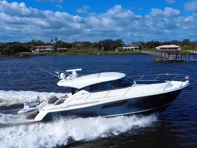 2016 Tiara 44 Coupe